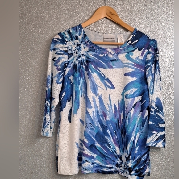 Alfred Dunner Women's Floral Top With Embellishments  Size PM - Picture 5 of 7